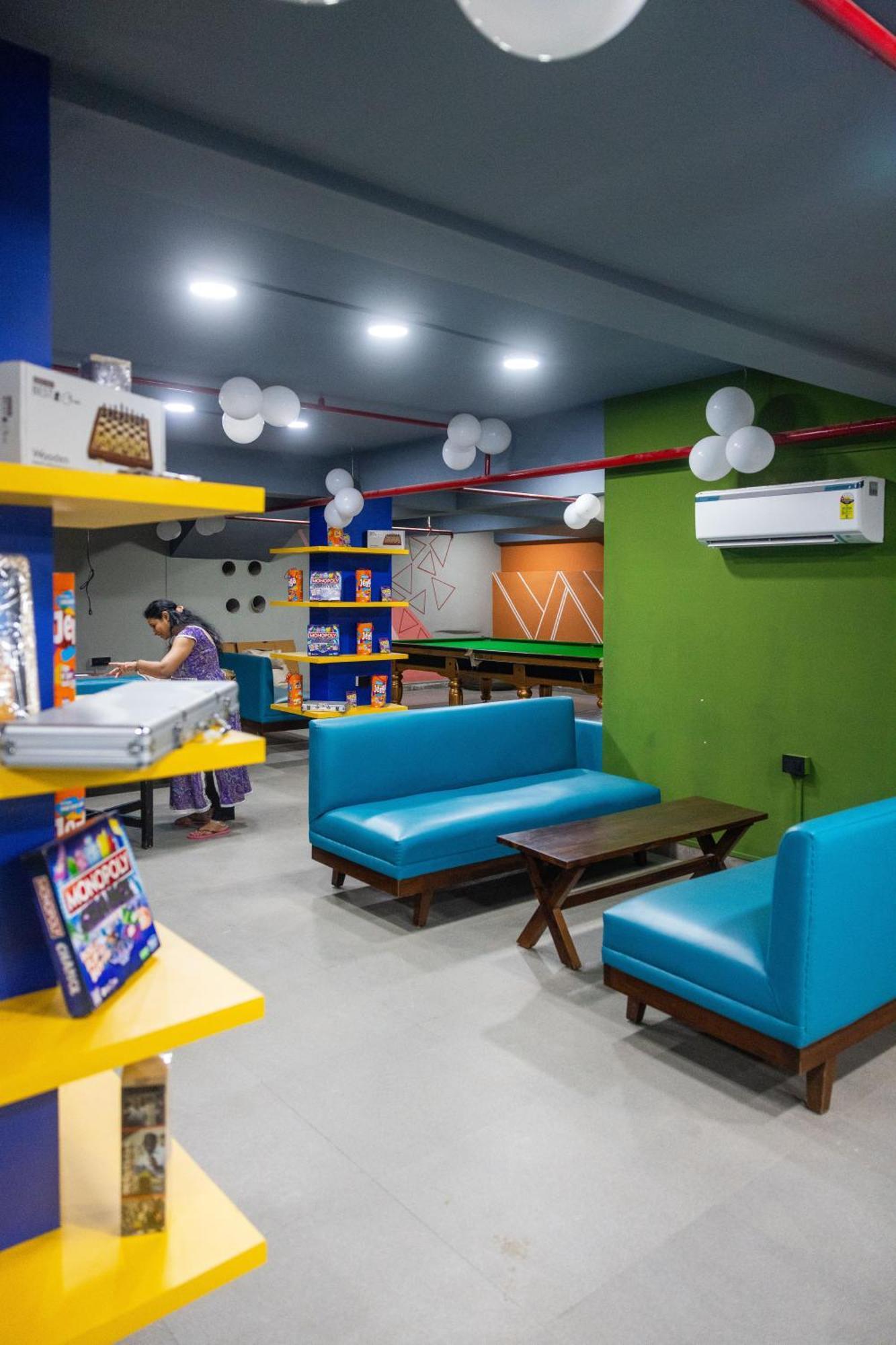 Downtown Hostels - أنجونا المظهر الخارجي الصورة