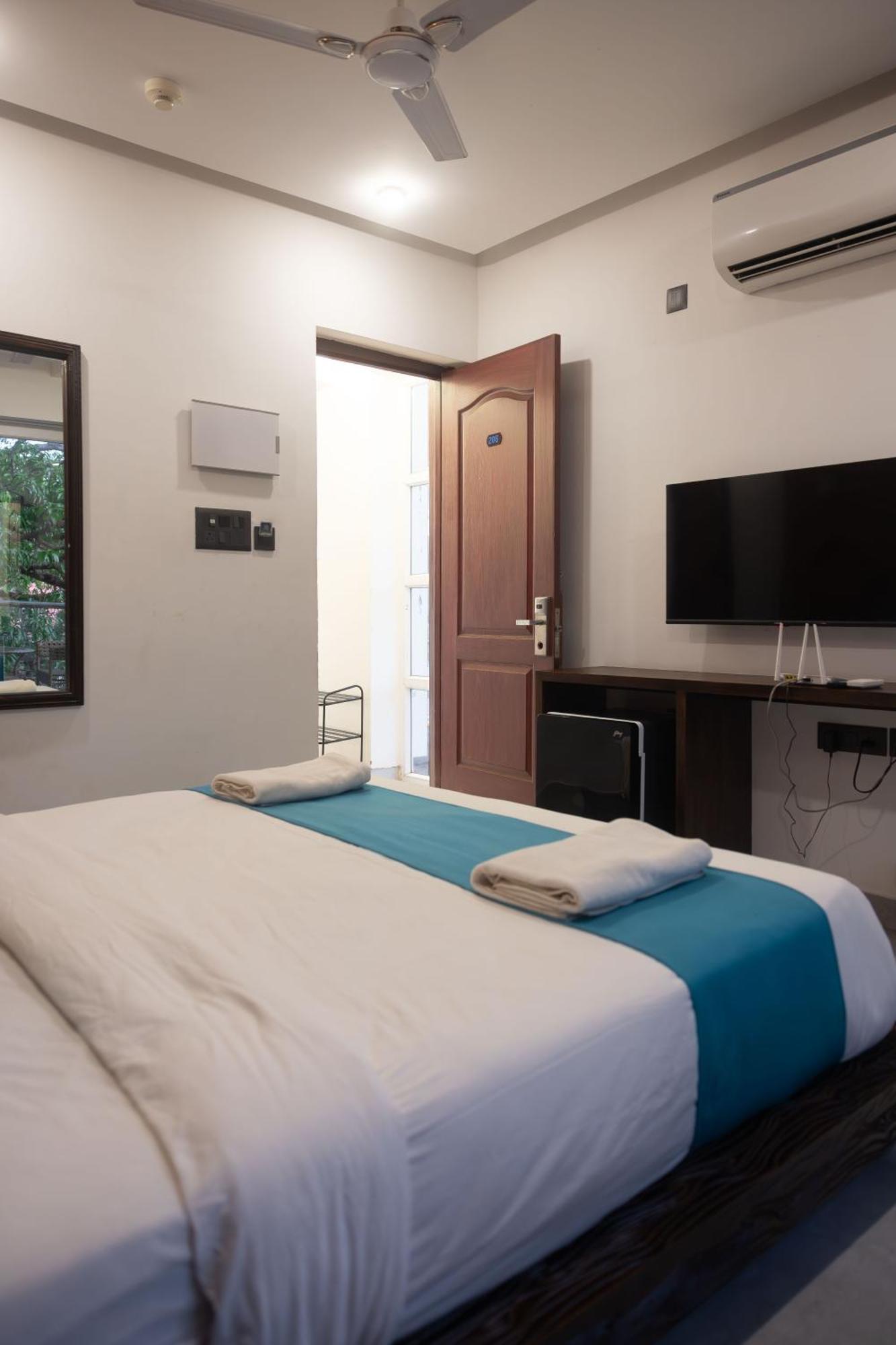 Downtown Hostels - أنجونا المظهر الخارجي الصورة