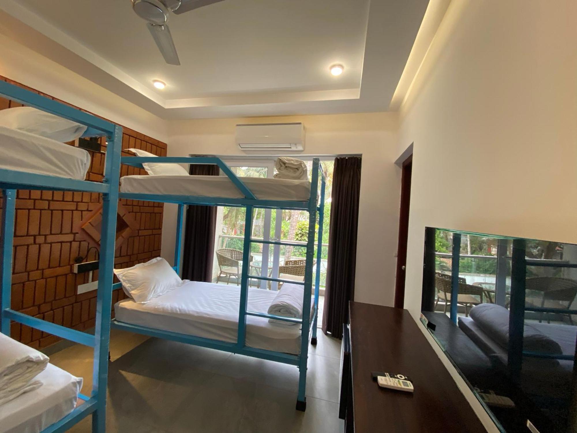 Downtown Hostels - أنجونا المظهر الخارجي الصورة